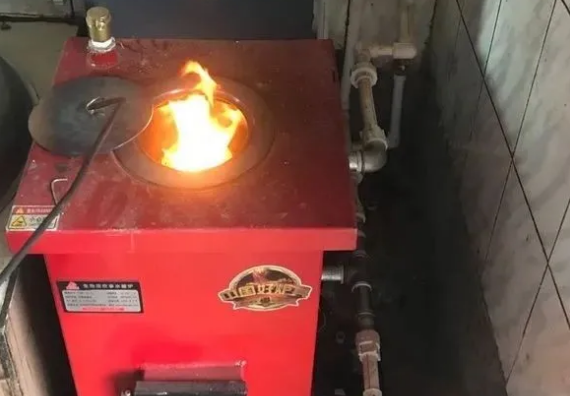 積極推廣清潔煤+節(jié)能環(huán)保爐具模式清潔取暖