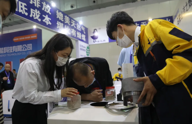 家電外觀 旋風燃燒 省錢環保 潔之燃暖博會“一展成名”2