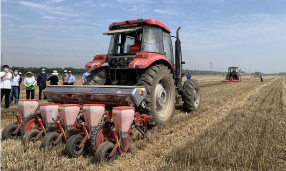 山東青島：做好秸稈綜合利用　開拓綠色發展新路