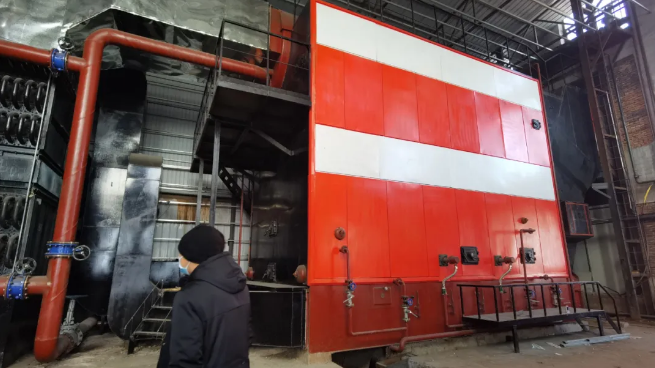 用生物質鍋爐代替了老式燃煤鍋爐