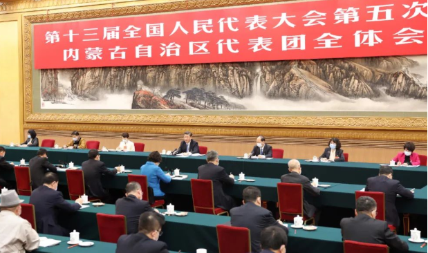 談到碳達峰碳中和“雙碳”，總書記講了一個故事