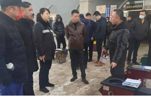 老萬助力吉林省東豐縣打贏藍天保衛戰,完成4200余戶生物質爐具安裝調試工作