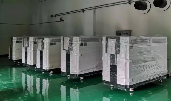 老萬全預混冷凝燃氣商用鍋爐為太原市九個小區提供取暖服務,惠及取暖用戶50余萬