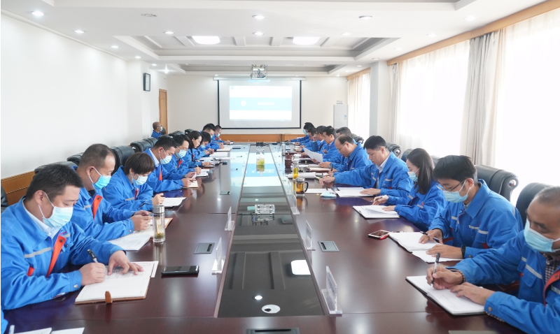 兗煤藍天清潔能源有限公司召開三季度經濟活動分析會