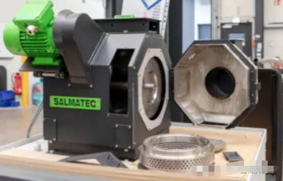 用于職業培訓目的,完全可操作的臺式生物質制粒機