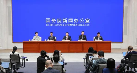 全力做好迎峰度夏、迎峰度冬、北方地區冬季清潔取暖、鄉村用能、充電基礎設施建設等民生工作。