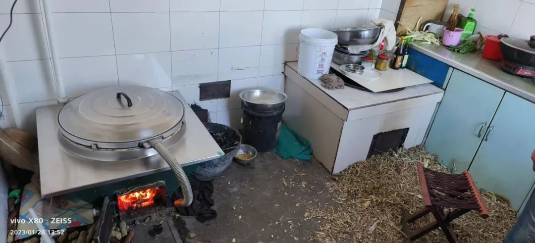 火炕火墻為主流,清潔采暖爐要解決黑龍江農(nóng)村用戶的哪幾點(diǎn)需求?2