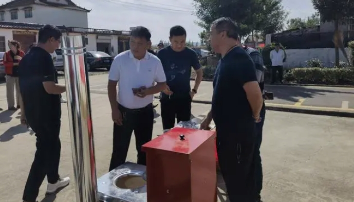 臺兒莊區張山子鎮人大代表助力清潔取暖工作