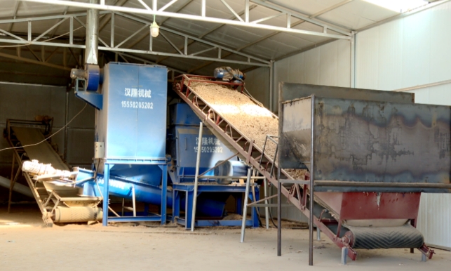 甘肅敦煌月牙泉鎮：生物質燃料鍋爐取暖清潔又貼心3