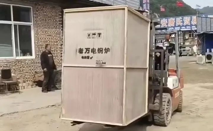 老萬電鍋爐為陜西延長石油采油廠300多個站點提供溫暖保障2