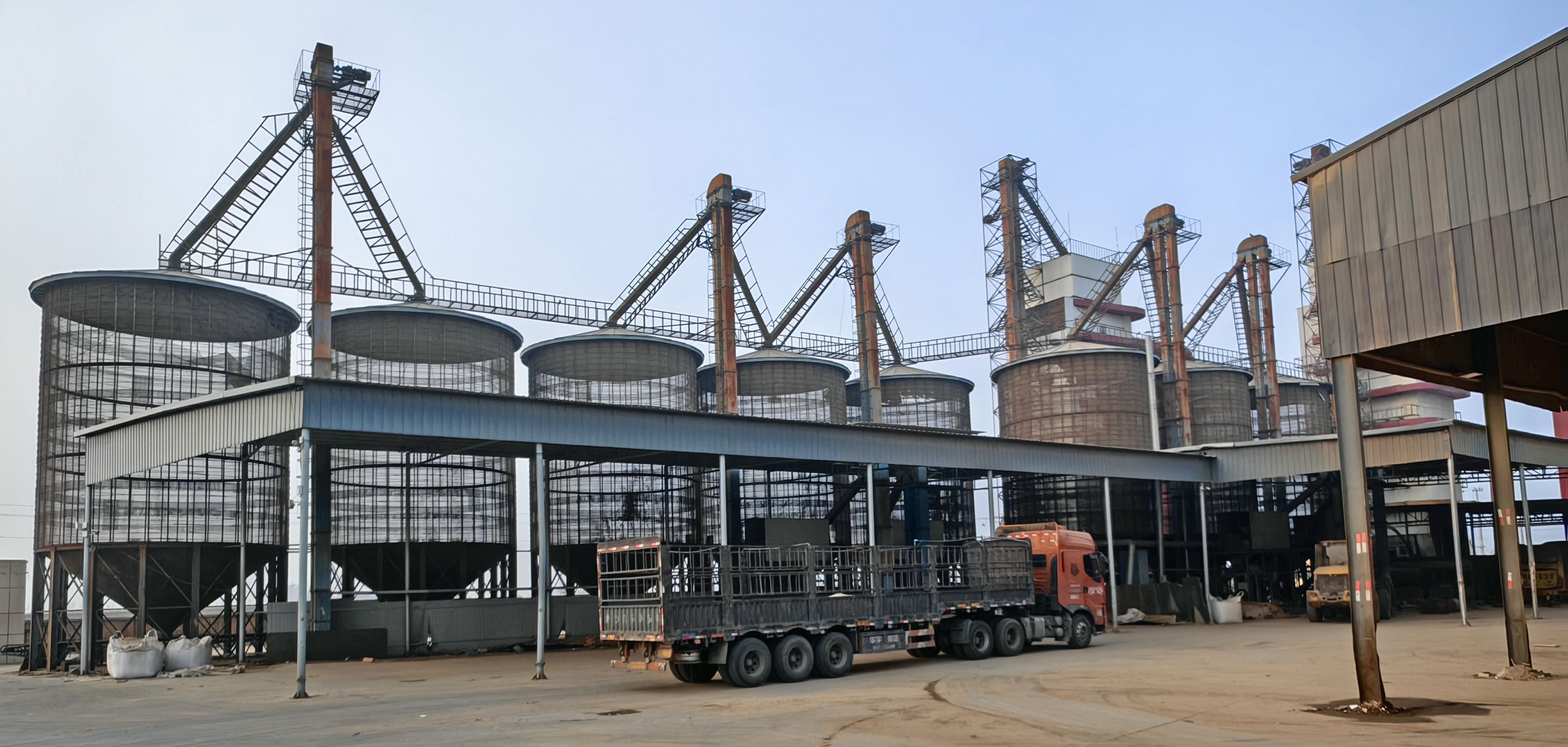 文安生物質“顆粒人”與暖博會有約