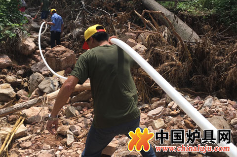 "抗洪救災、奉獻愛心" 春爾公司在行動